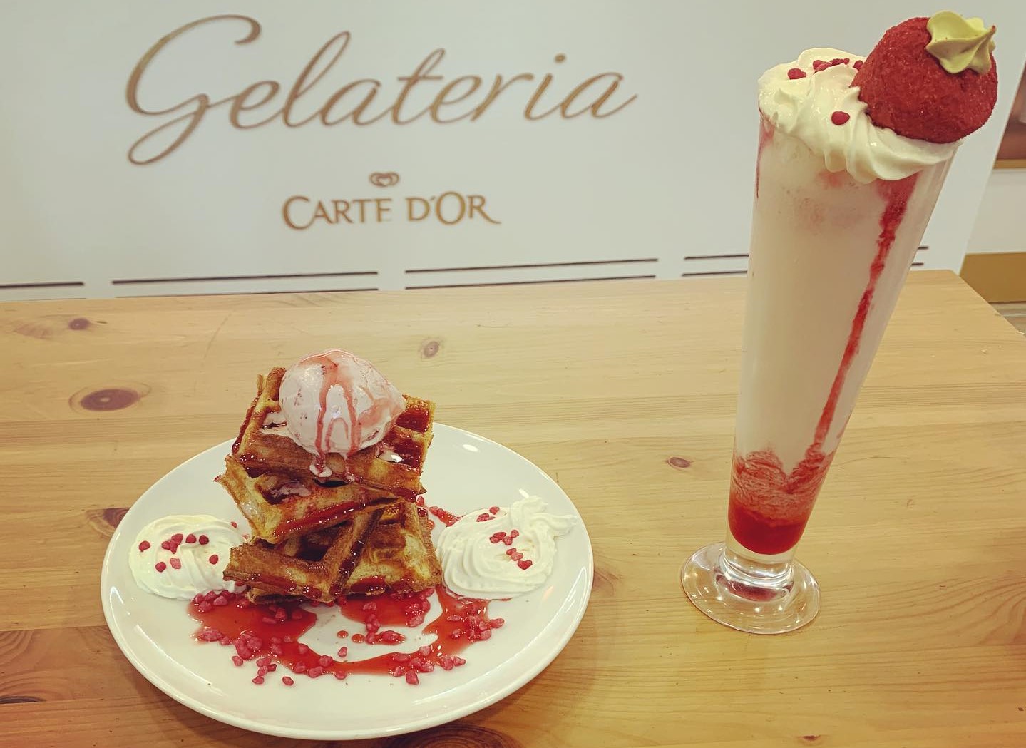 Batido y gofre artesanal El Barquillero